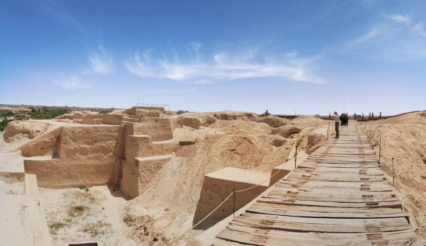 World’s Oldest Ziggurat in IRAN TAPPEH-YE SIALK