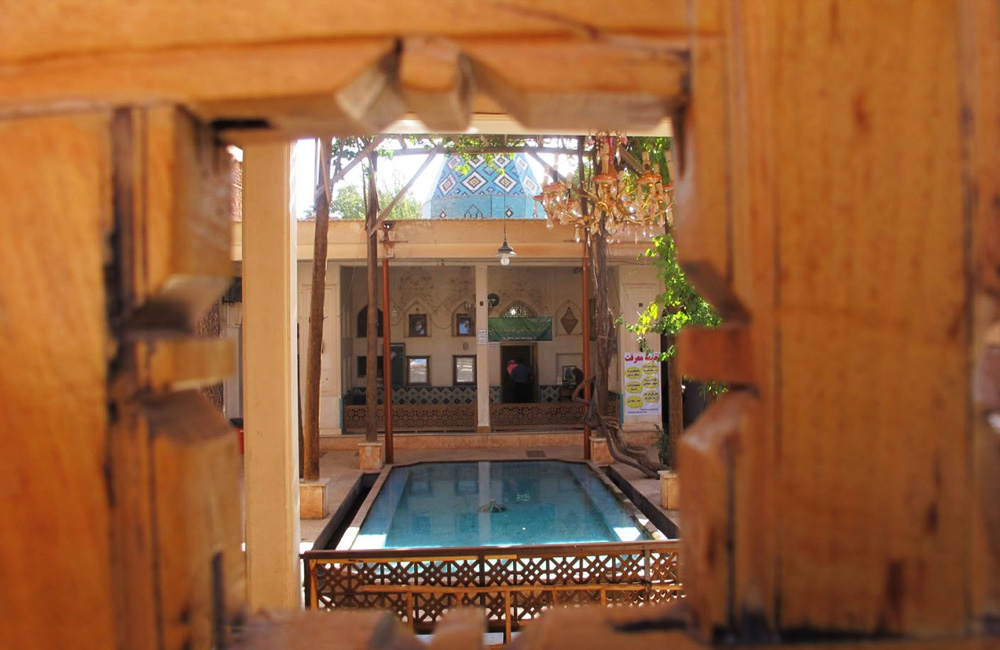 Top tourist attractions in Iran: ABYANEH VILLAGE